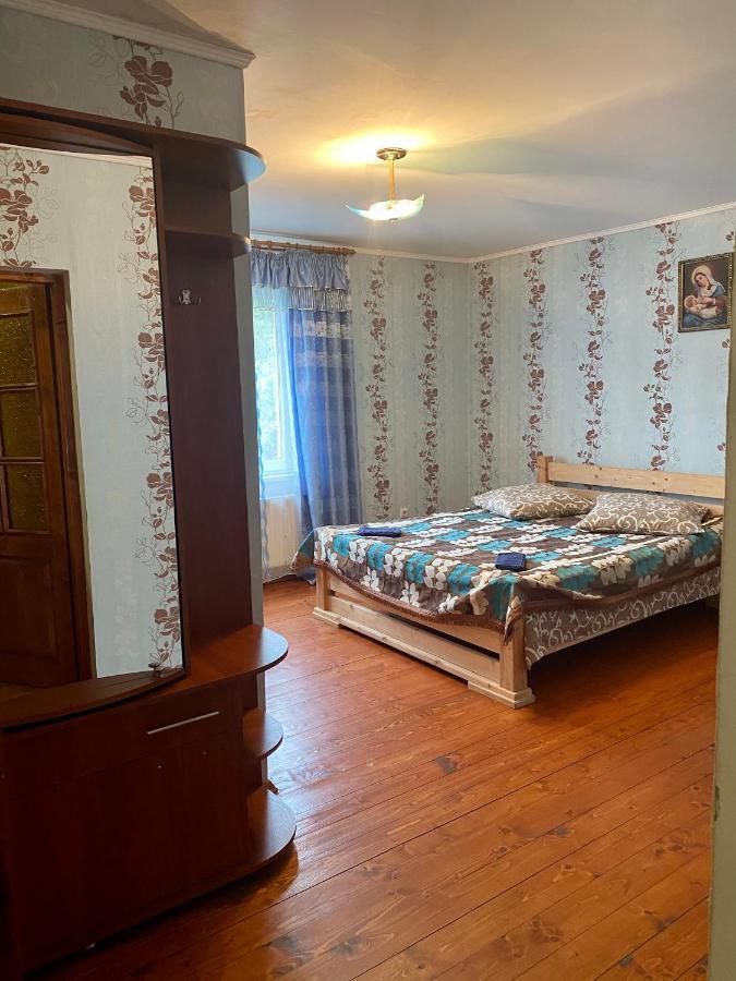 Medova Hata Hotel Verhnya Rozsanka Kültér fotó