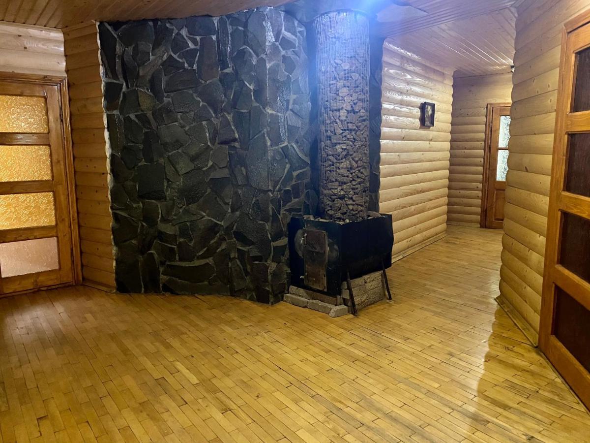 Medova Hata Hotel Verhnya Rozsanka Kültér fotó