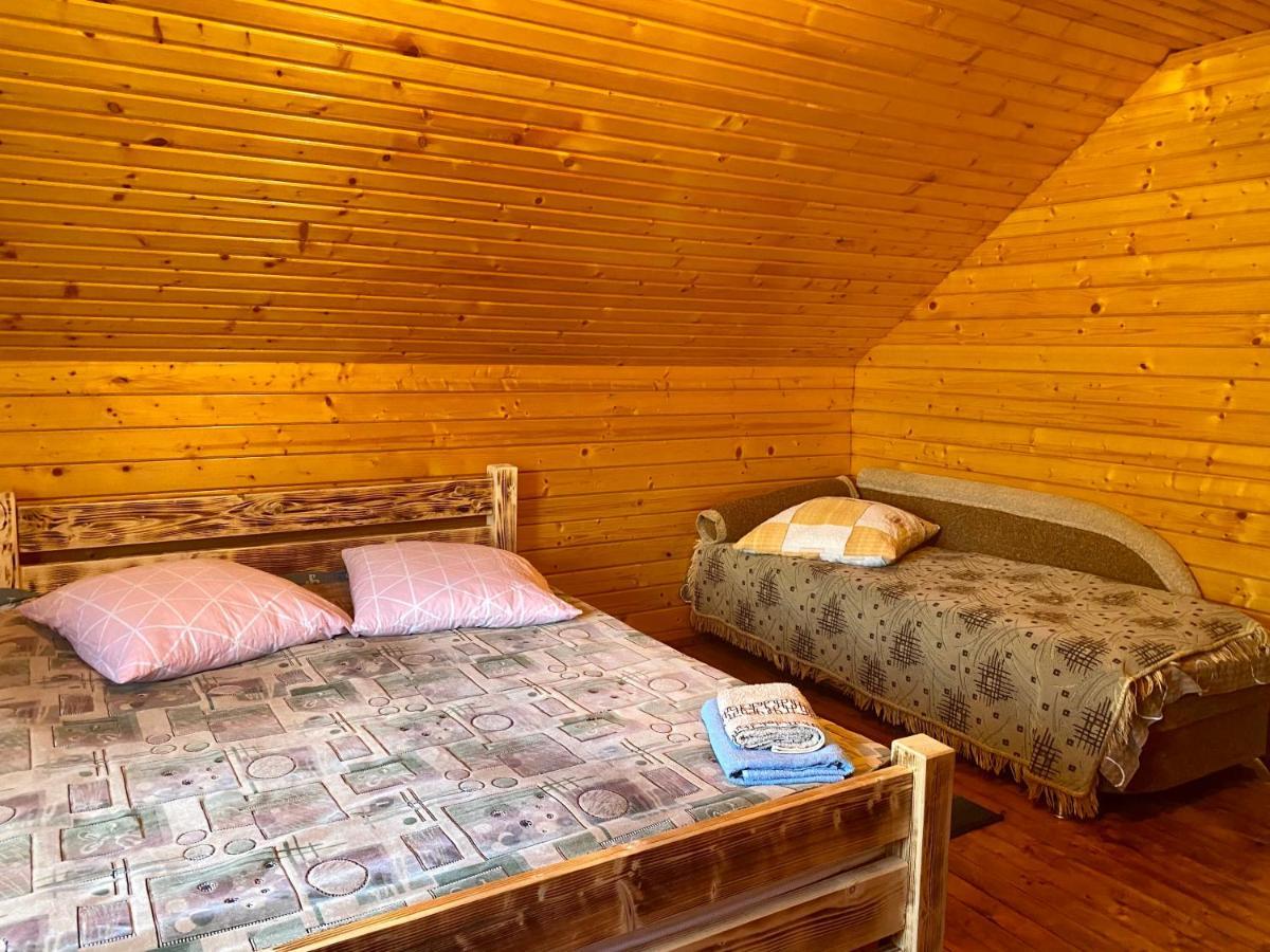 Medova Hata Hotel Verhnya Rozsanka Kültér fotó