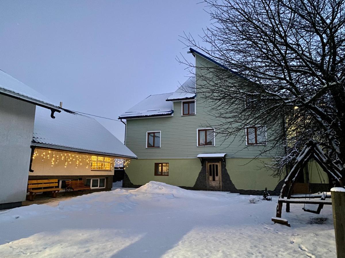 Medova Hata Hotel Verhnya Rozsanka Kültér fotó